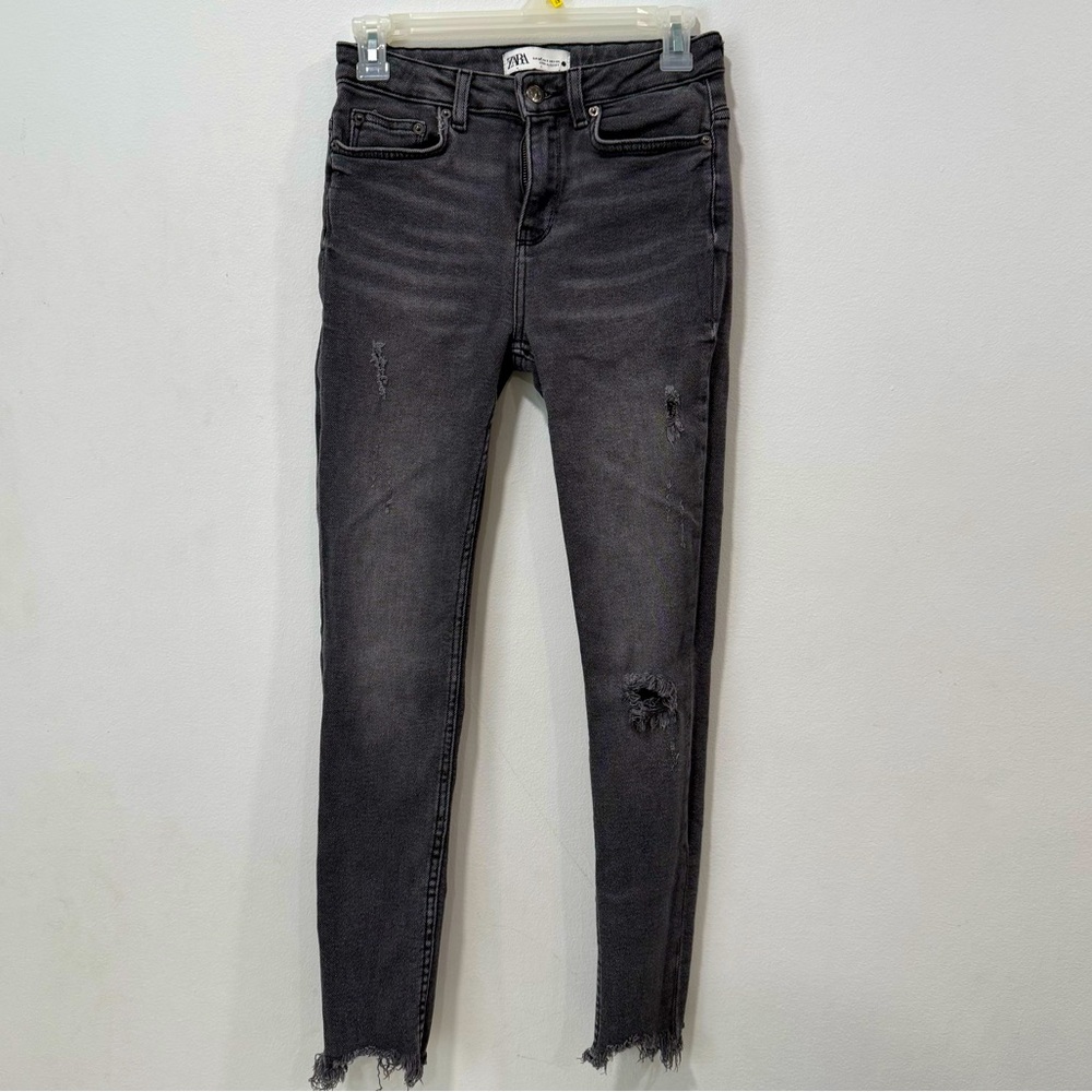 Zara Black Skinny Jeans Size 2